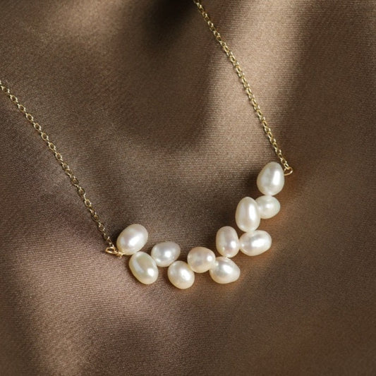 Scattered Rice Pearl Necklace