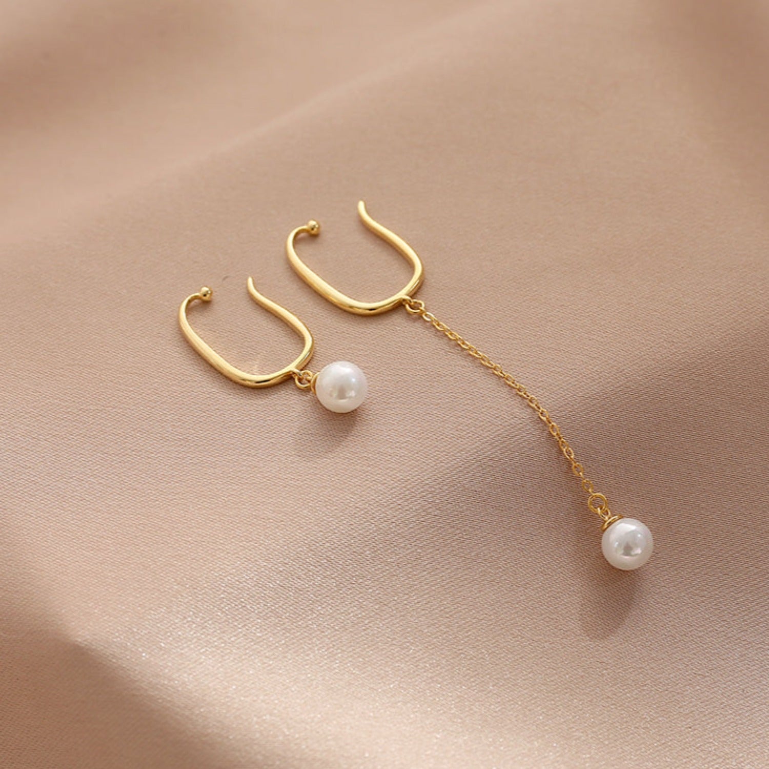 freshwater pearl Ear Clip No Piercing, asymmetric earrings