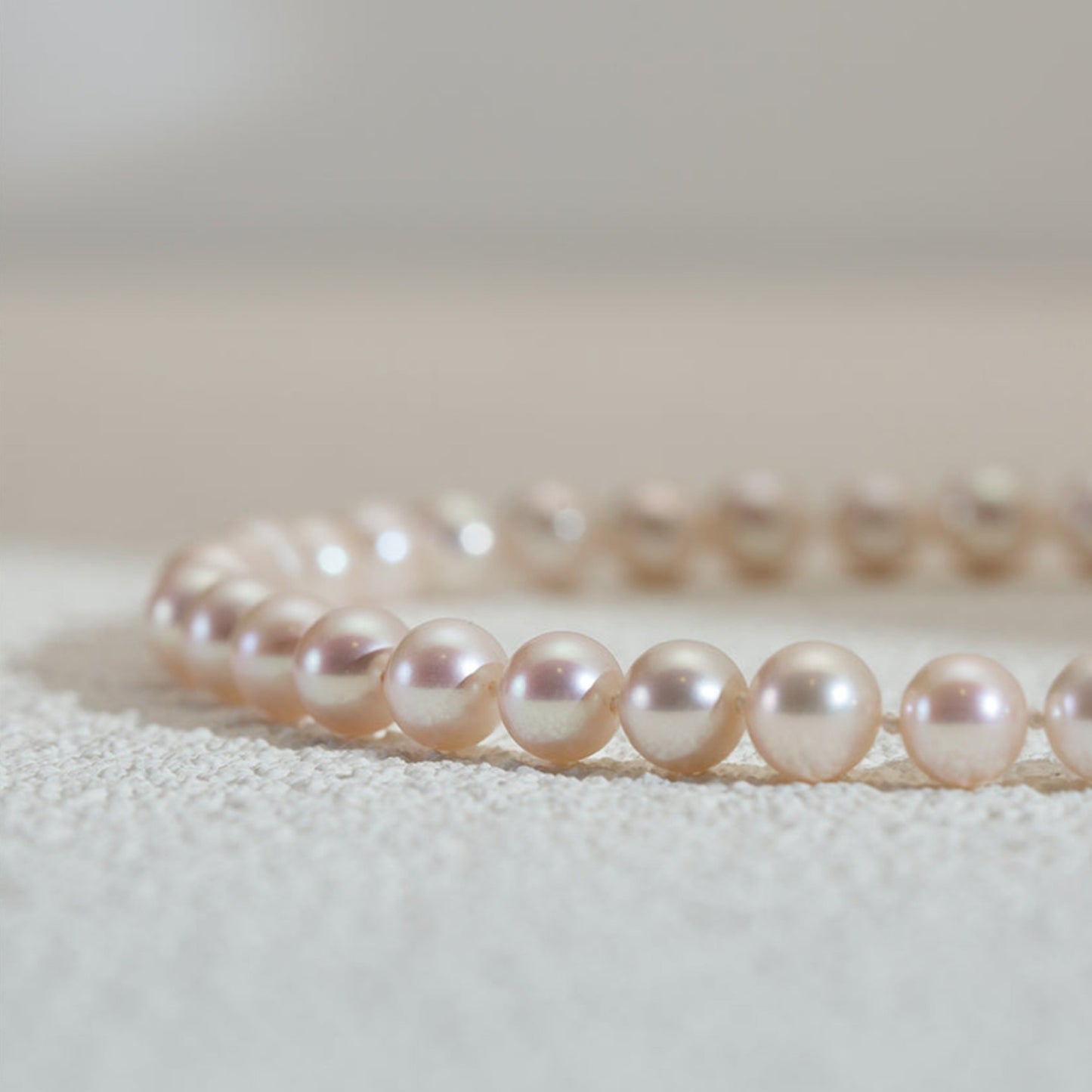 6.5-7.0mm White Freshwater Pearl Necklace, Perfect Round