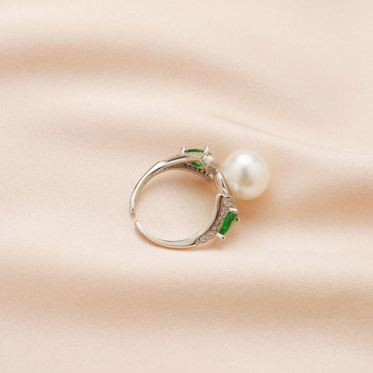 Vintage Green Zircon Pearl Ring